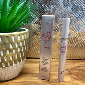 it Cosmetics Je Ne Sais Quoi Lip Serum